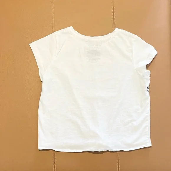 Calvin Klein Big Girl Text Pop T-Shirt. Can also fit Women Size XS. - Picture 4 of 6